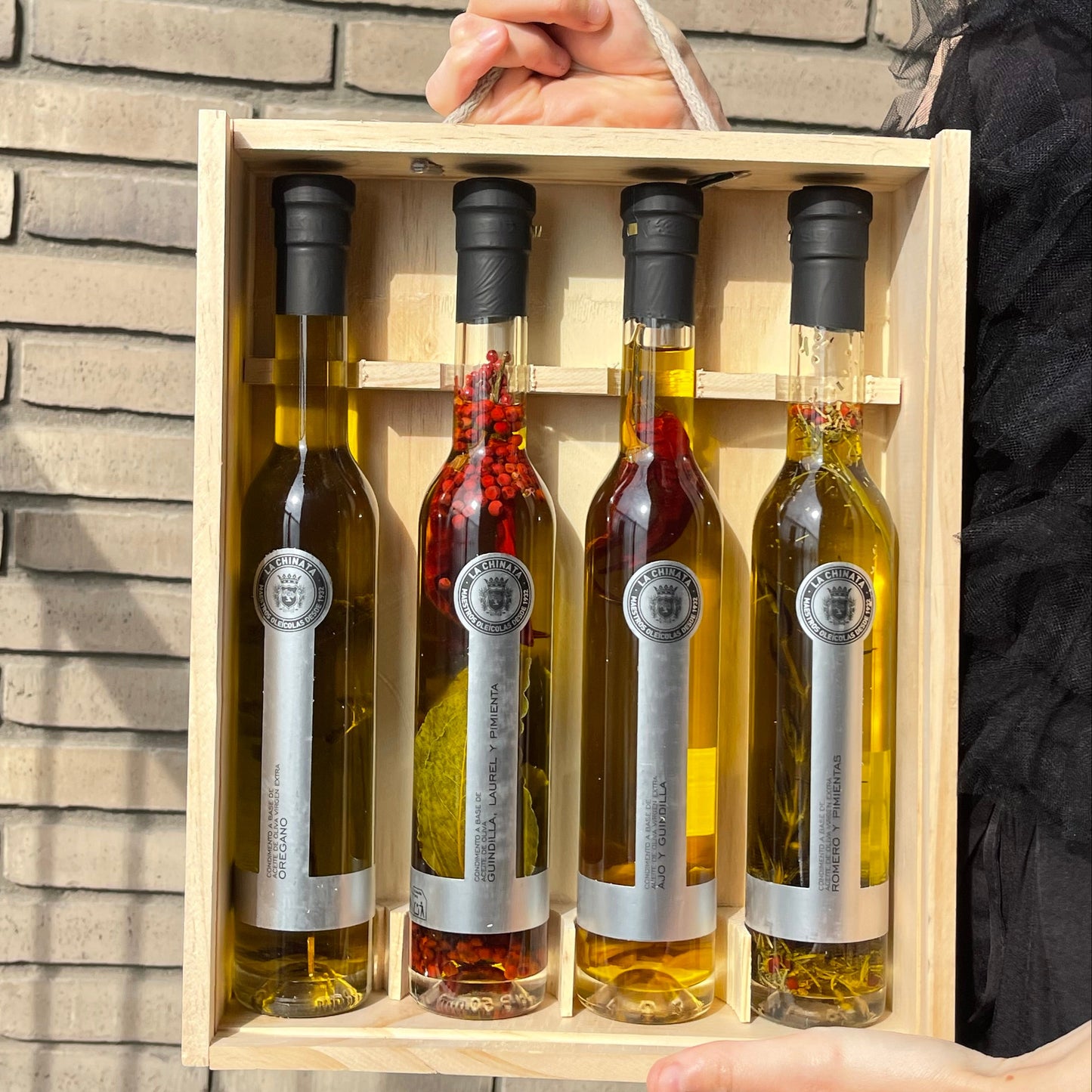 4 Flavoured Extra Virgin Olive Oil Wooden Case